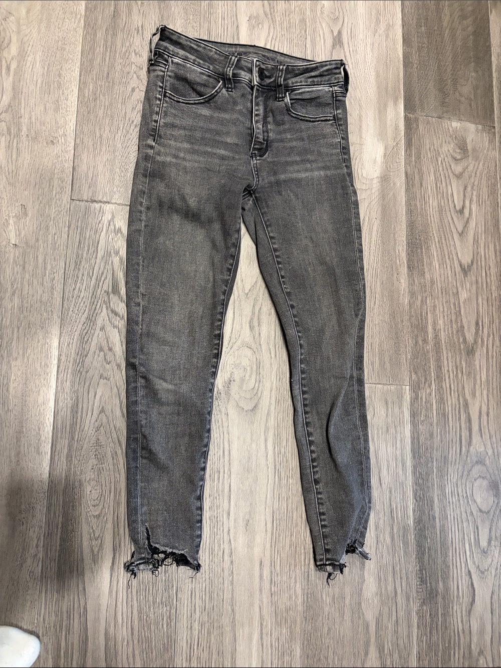 American Eagle Outfitters Gray Skinny Jeans with Frayed Hem